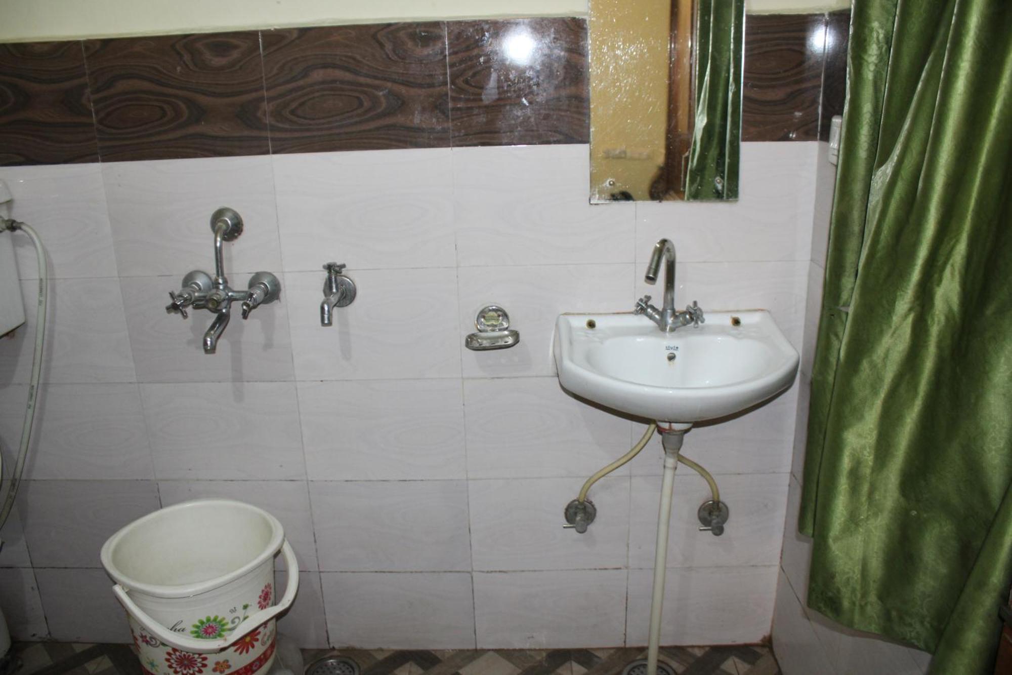 Hotel Diamond Leaf Chandīgarh Esterno foto